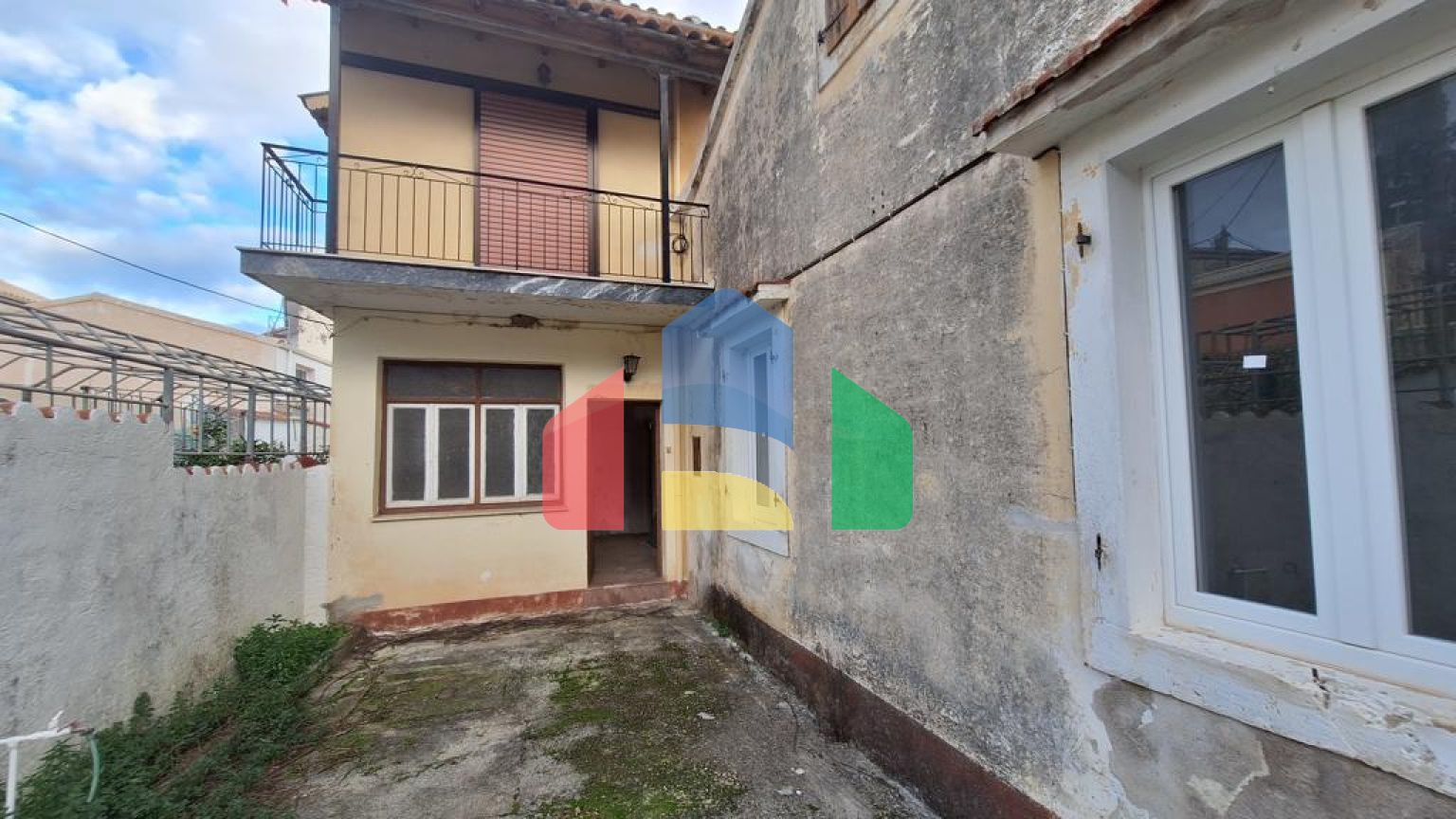 Продаж - Таунхаус 85 m² на о. Корфу