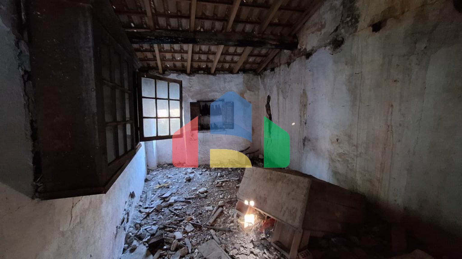 Продаж - Таунхаус 80 m² на о. Корфу