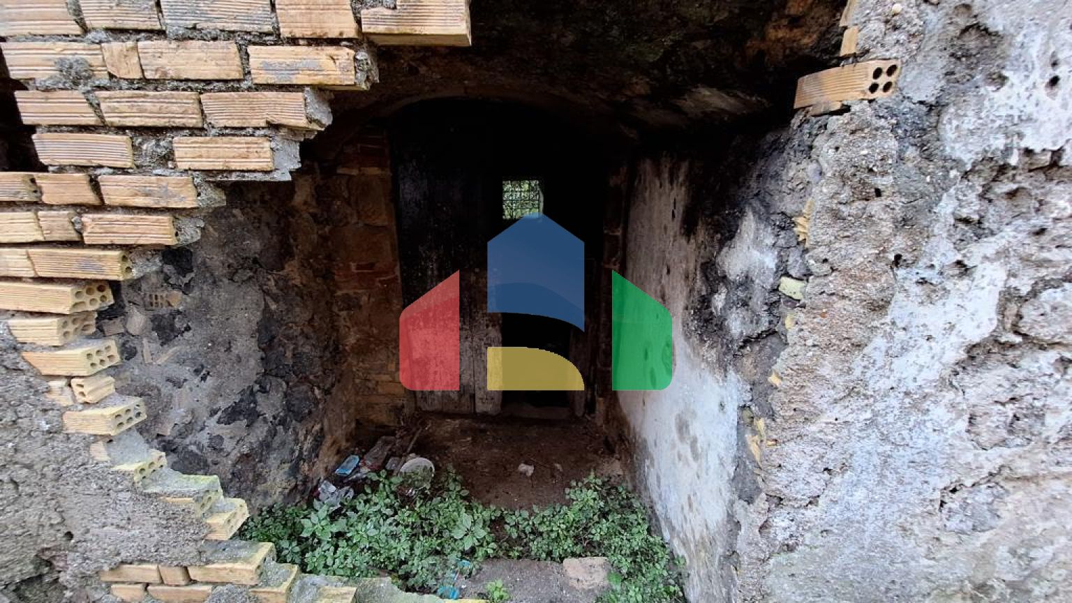 Продаж - Таунхаус 80 m² на о. Корфу