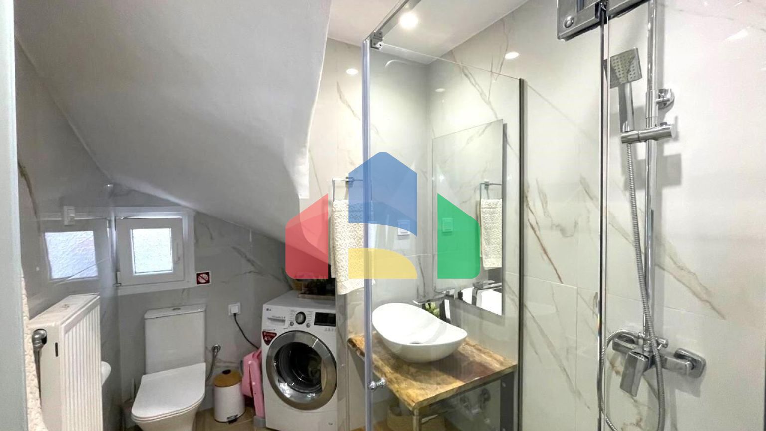 Продаж - Таунхаус 100 m² на о. Корфу