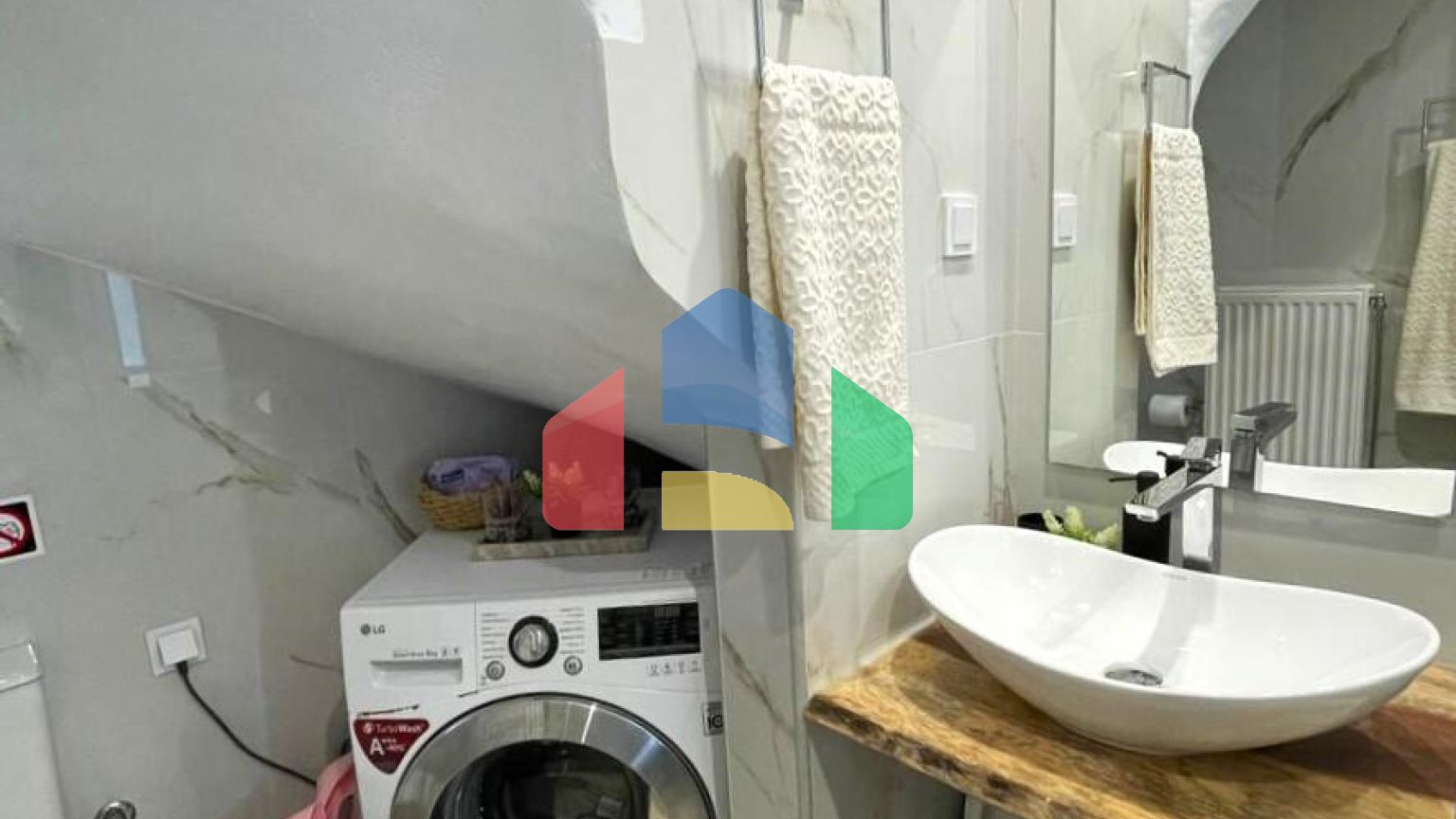 Продаж - Таунхаус 100 m² на о. Корфу