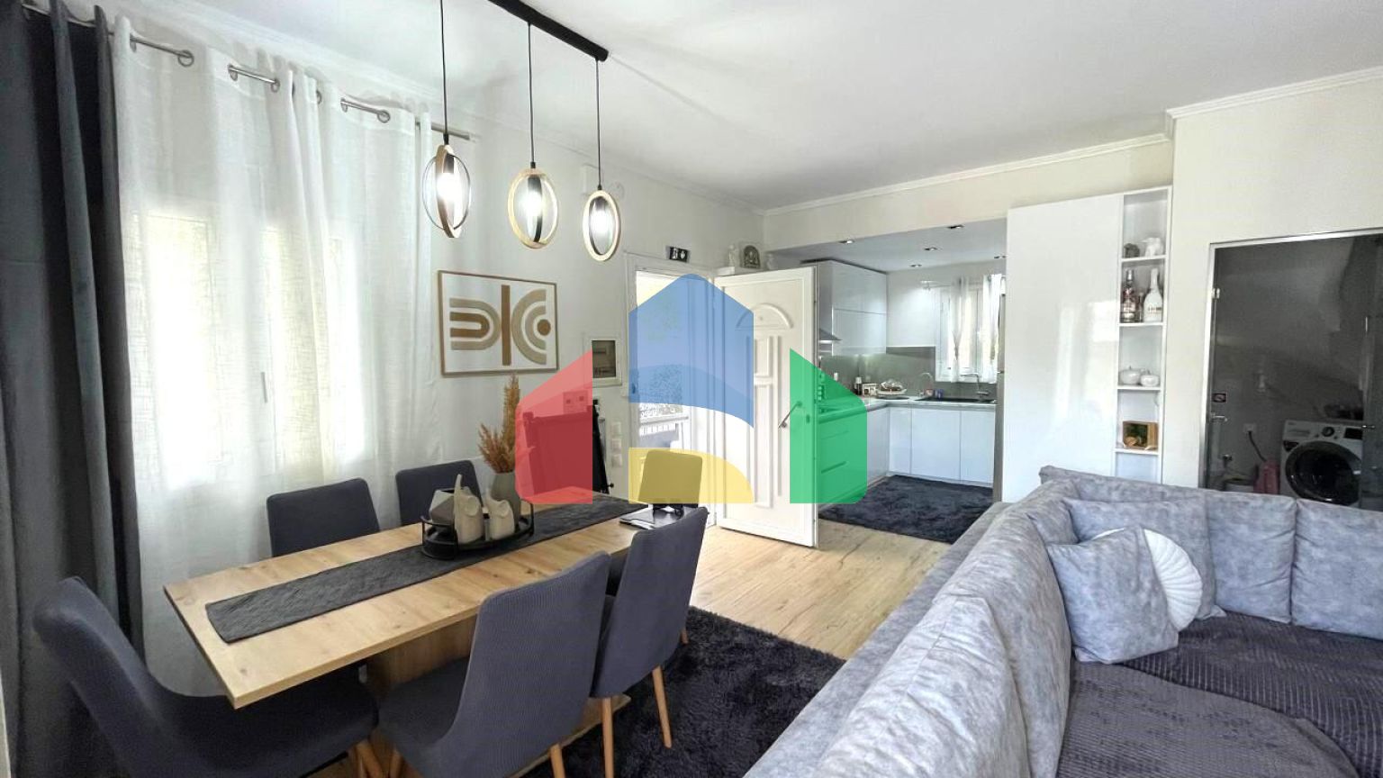 Продаж - Таунхаус 100 m² на о. Корфу