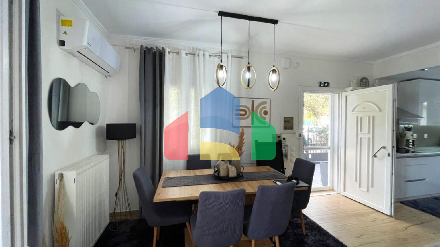 Продаж - Таунхаус 100 m² на о. Корфу