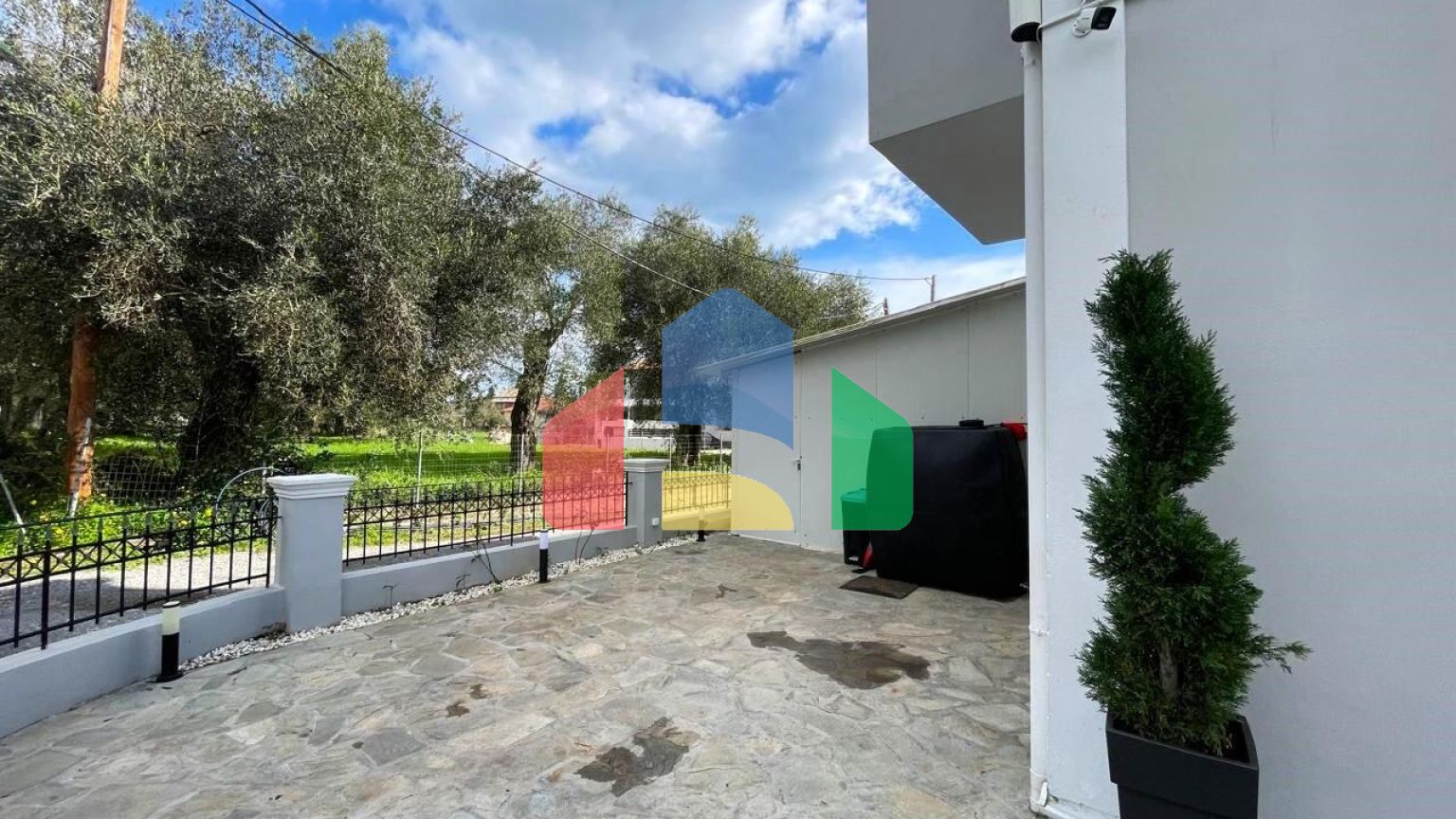 Продаж - Таунхаус 100 m² на о. Корфу