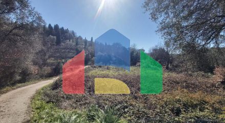 Продажа - Земельный участок 1880 m² на о. Корфу