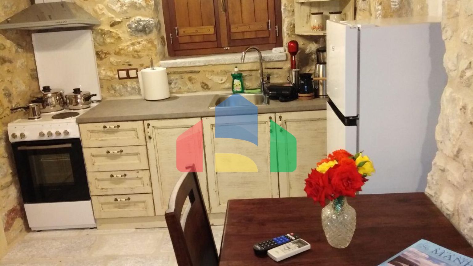 Продаж - Готель 180 m² на Пелопоннесі