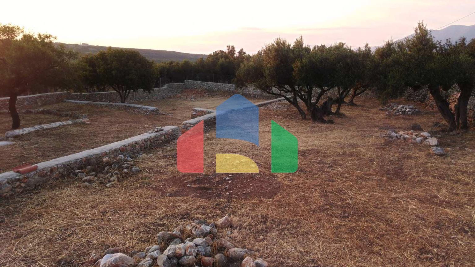 Продаж - Готель 180 m² на Пелопоннесі