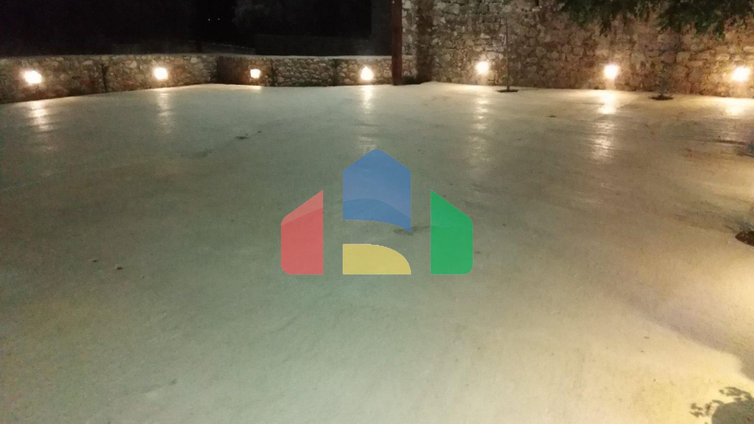 Продаж - Готель 180 m² на Пелопоннесі