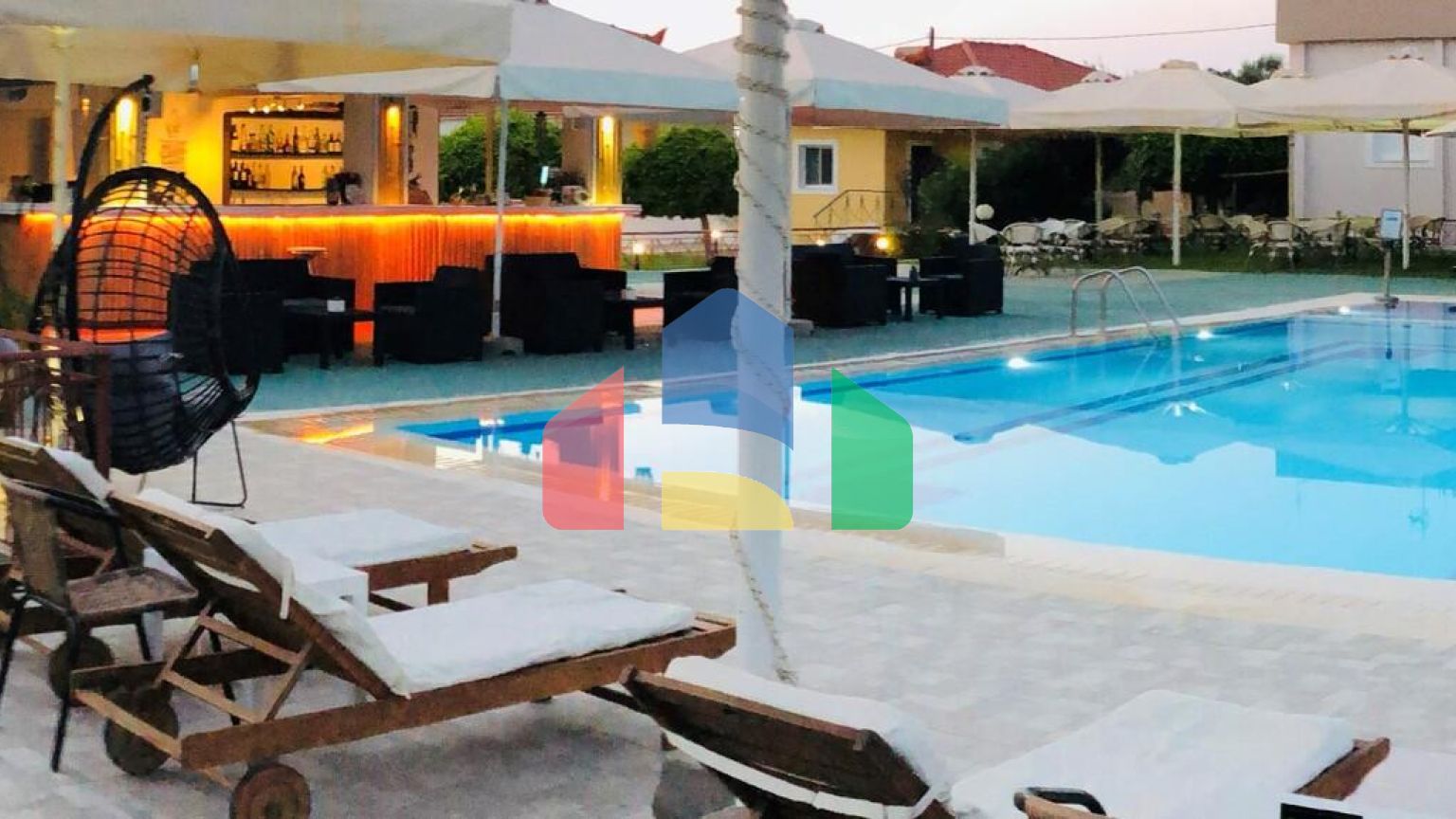 Продаж - Готель 1000 m² на Пелопоннесі