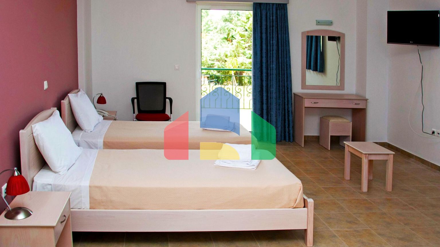 Продаж - Готель 1000 m² на Пелопоннесі