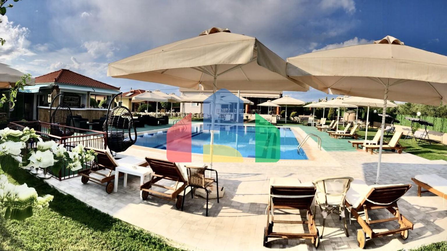 Продаж - Готель 1000 m² на Пелопоннесі