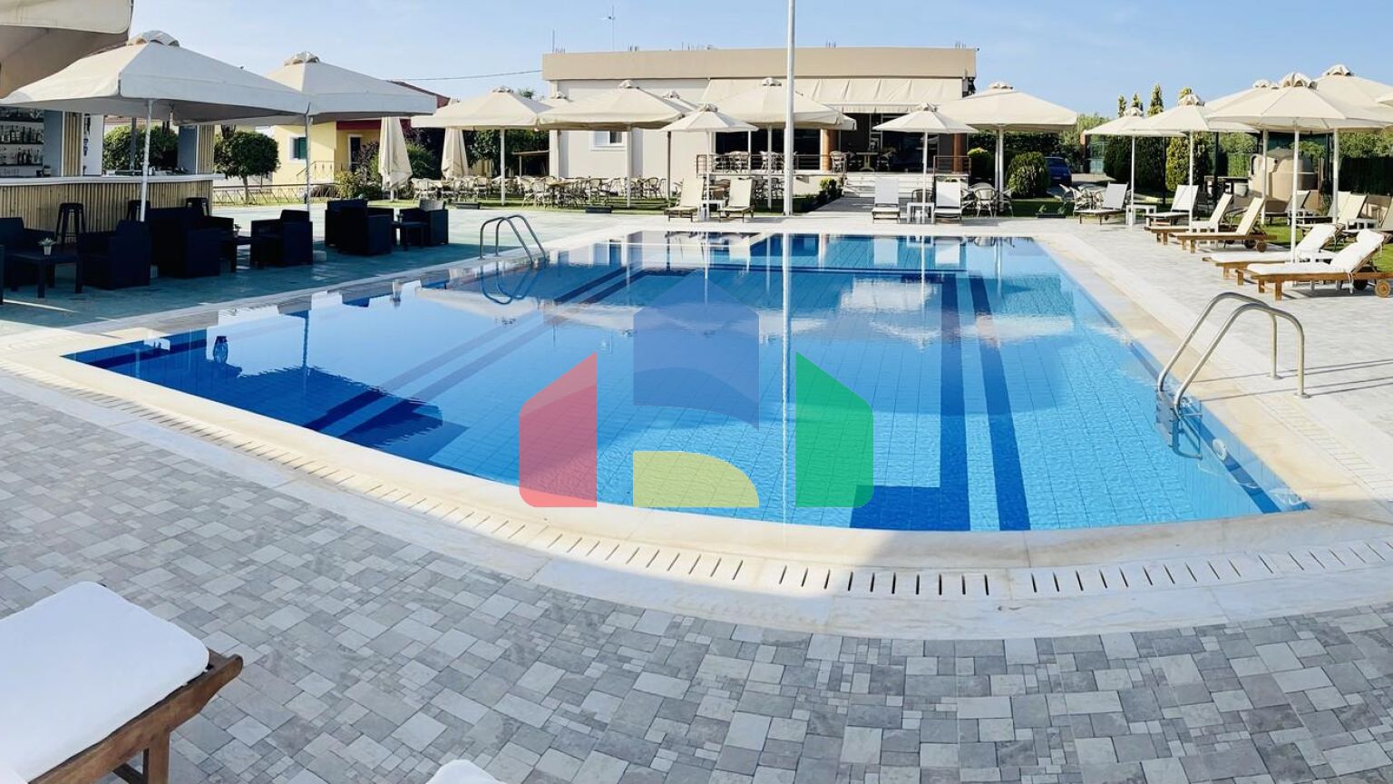 Продаж - Готель 1000 m² на Пелопоннесі