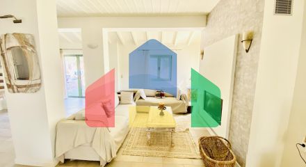 Продаж - Вілла 178 m² на Пелопоннесі