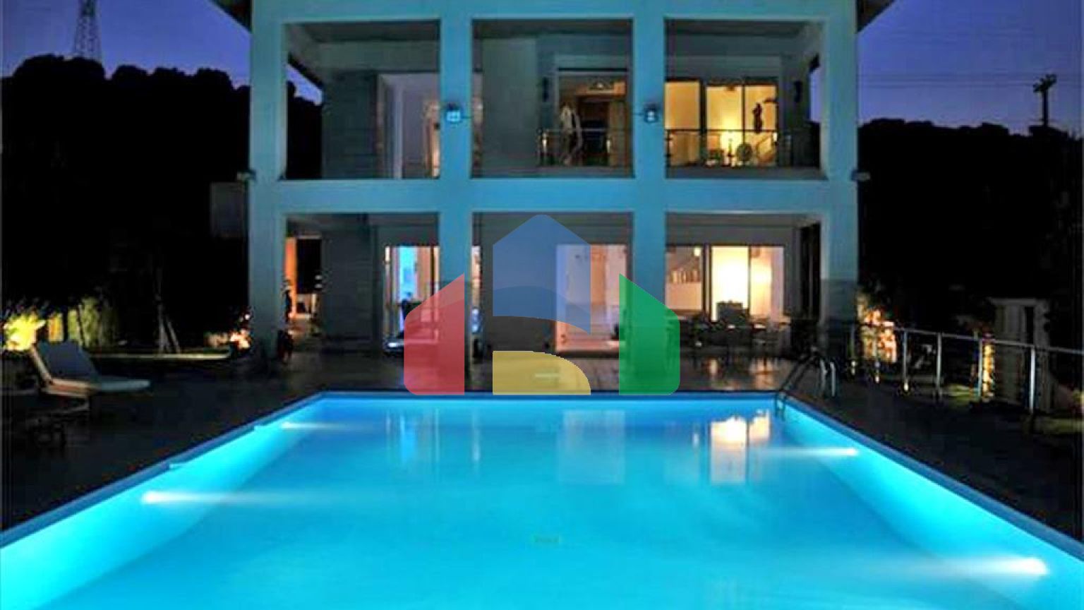 Продаж - Вілла 450 m² на Пелопоннесі