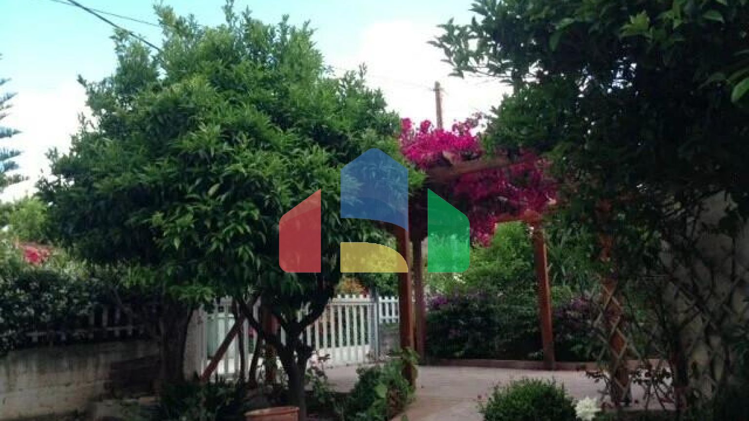 Продаж - Котедж 272 m² на Пелопоннесі