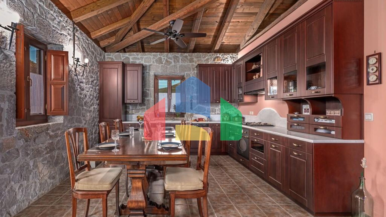 Продаж - Вілла 420 m² на Пелопоннесі