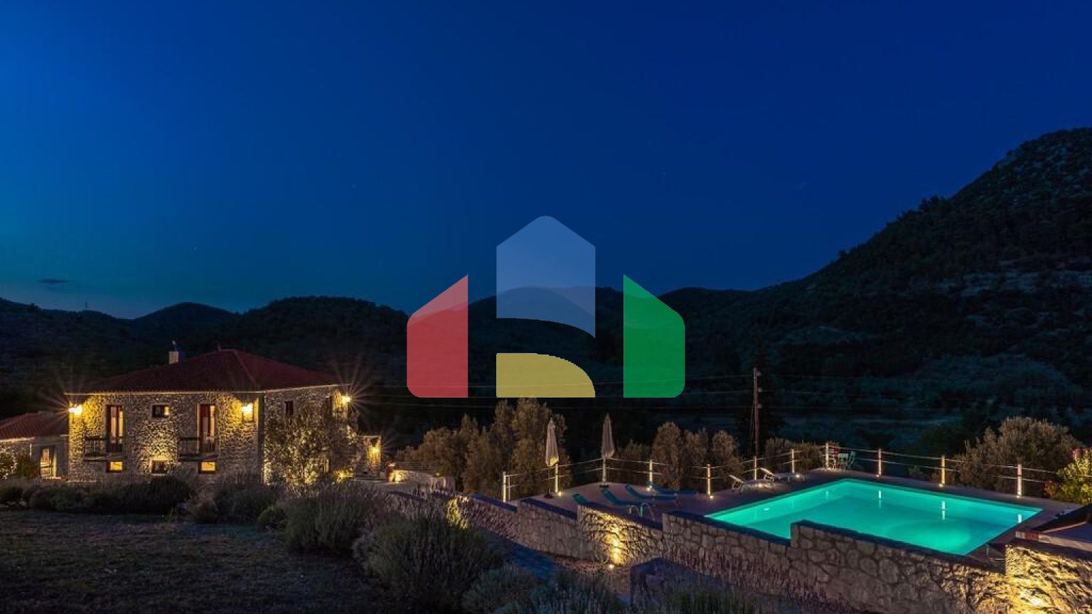 Продаж - Вілла 420 m² на Пелопоннесі