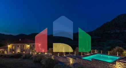 Продаж - Вілла 420 m² на Пелопоннесі