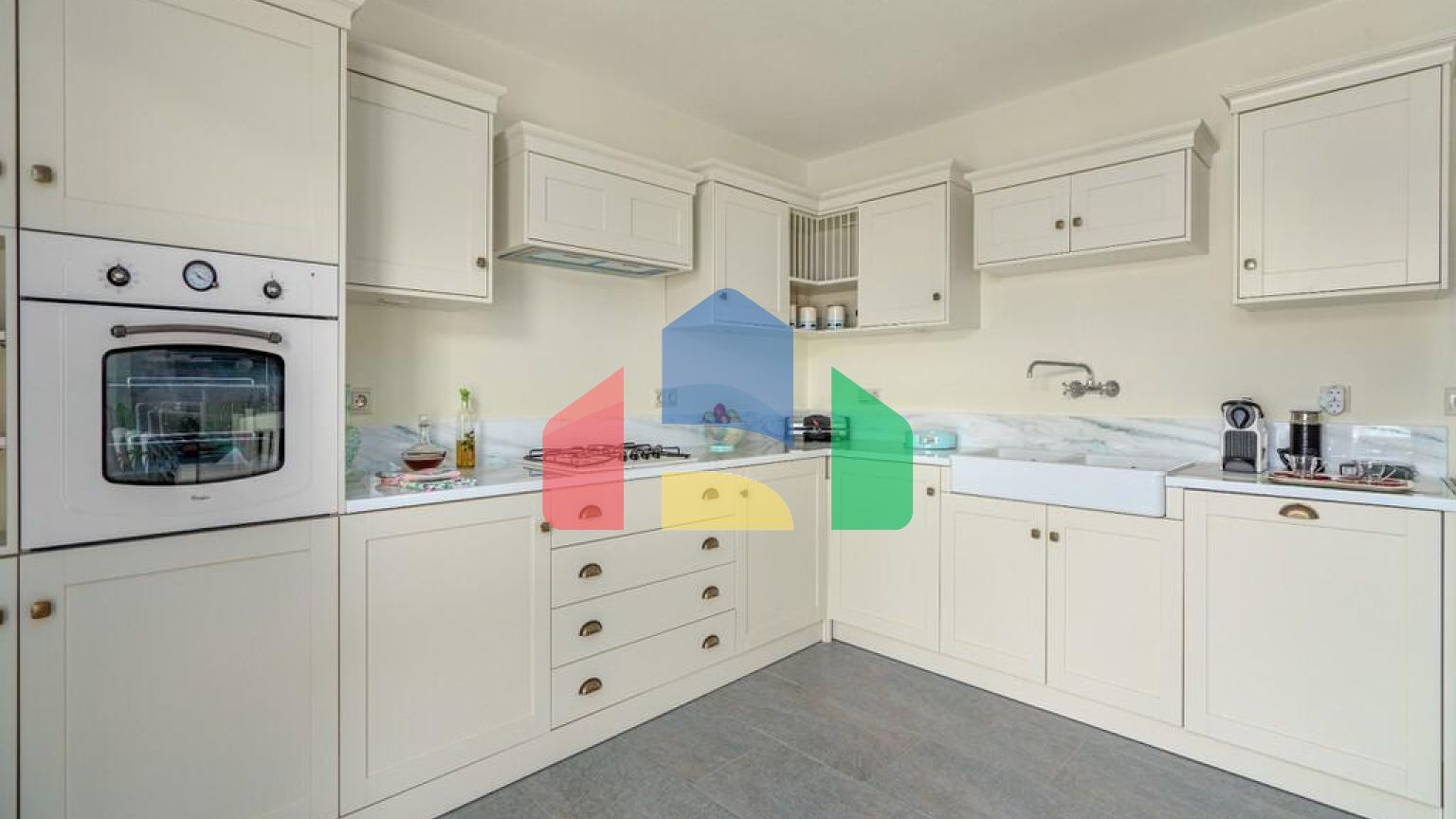 Продаж - Вілла 420 m² на Пелопоннесі