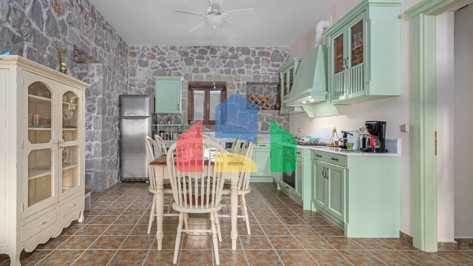 Продаж - Вілла 420 m² на Пелопоннесі