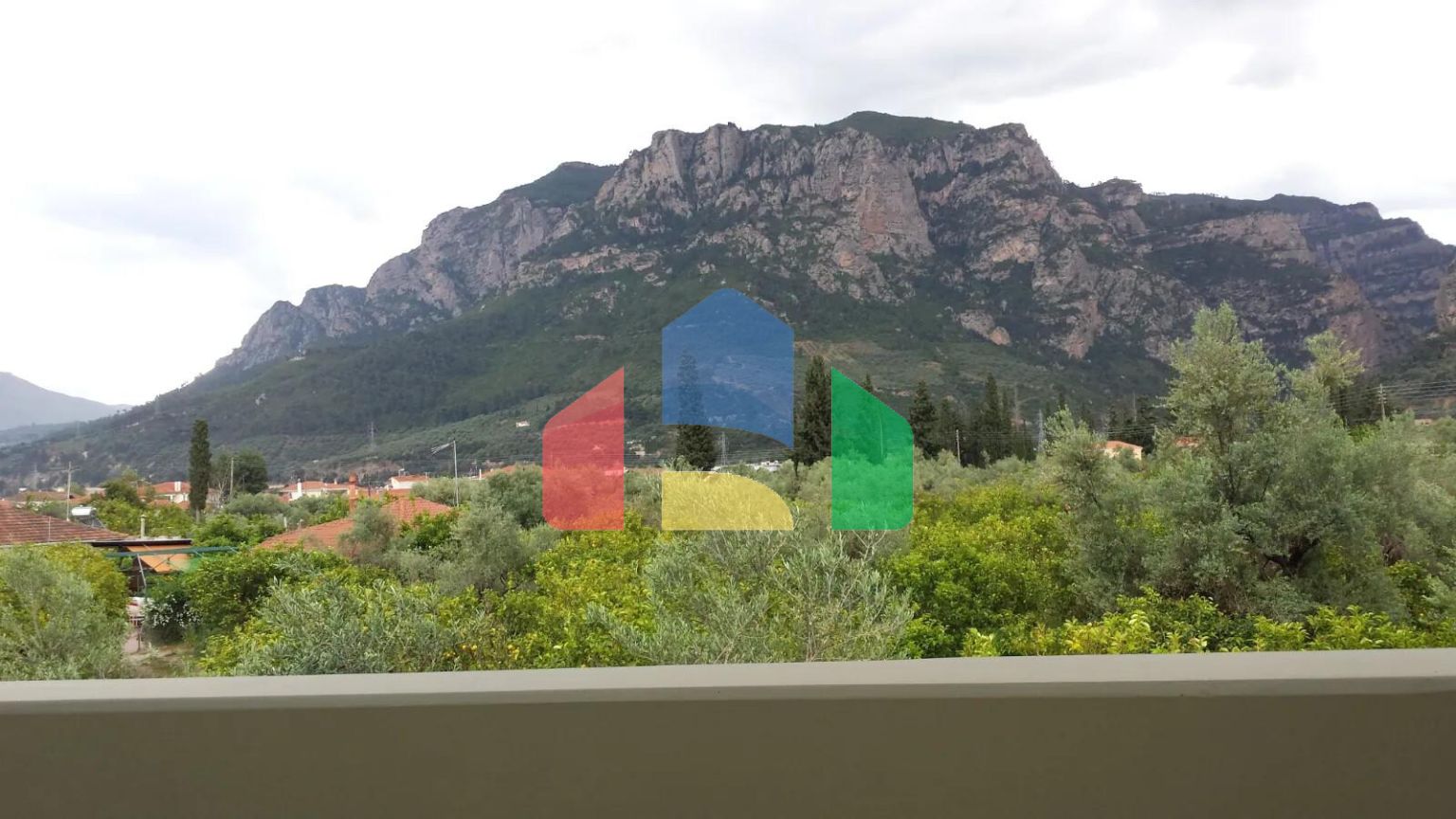 Продаж - Котедж 132 m² на Пелопоннесі