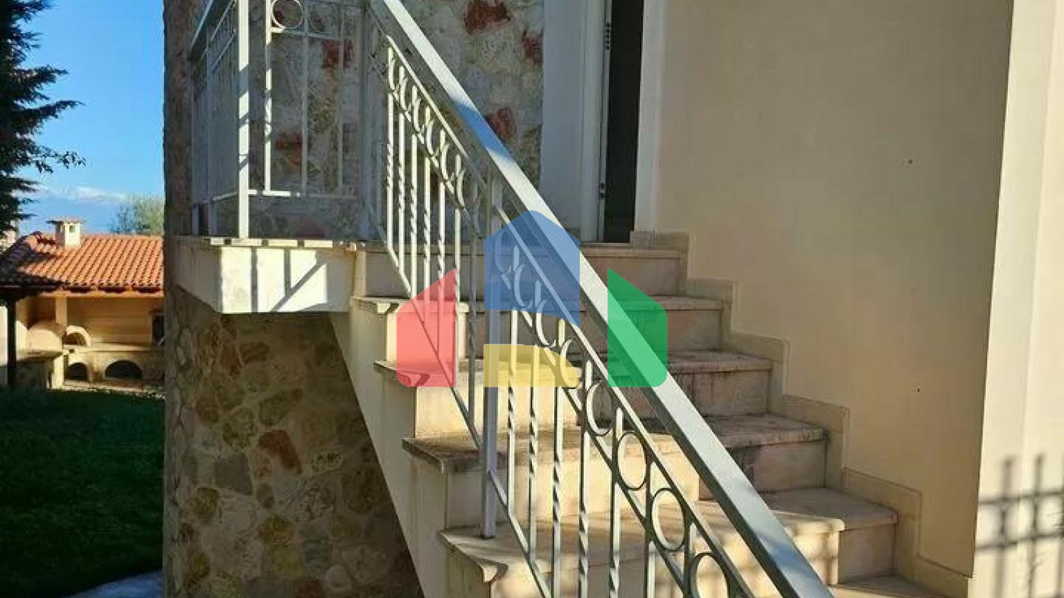 Продаж - Таунхаус 198 m² на Пелопоннесі