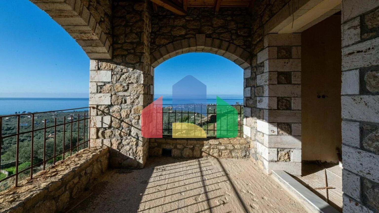 Продаж - Таунхаус 131 m² на Пелопоннесі