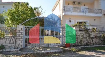 Продаж - Котедж 105 m² на Пелопоннесі