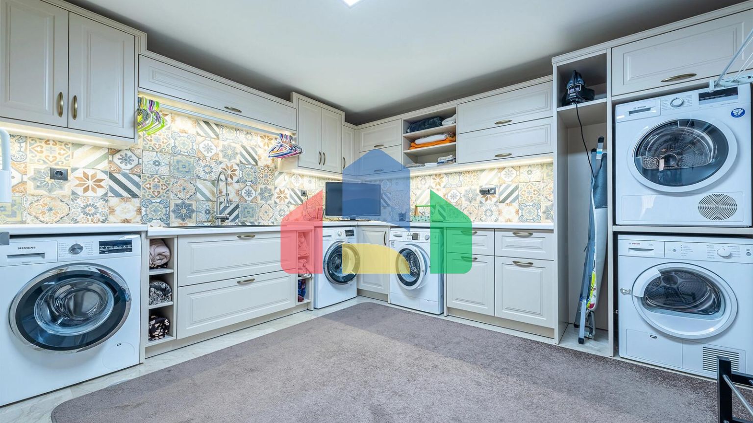 Продаж - Вілла 471 m² на Пелопоннесі