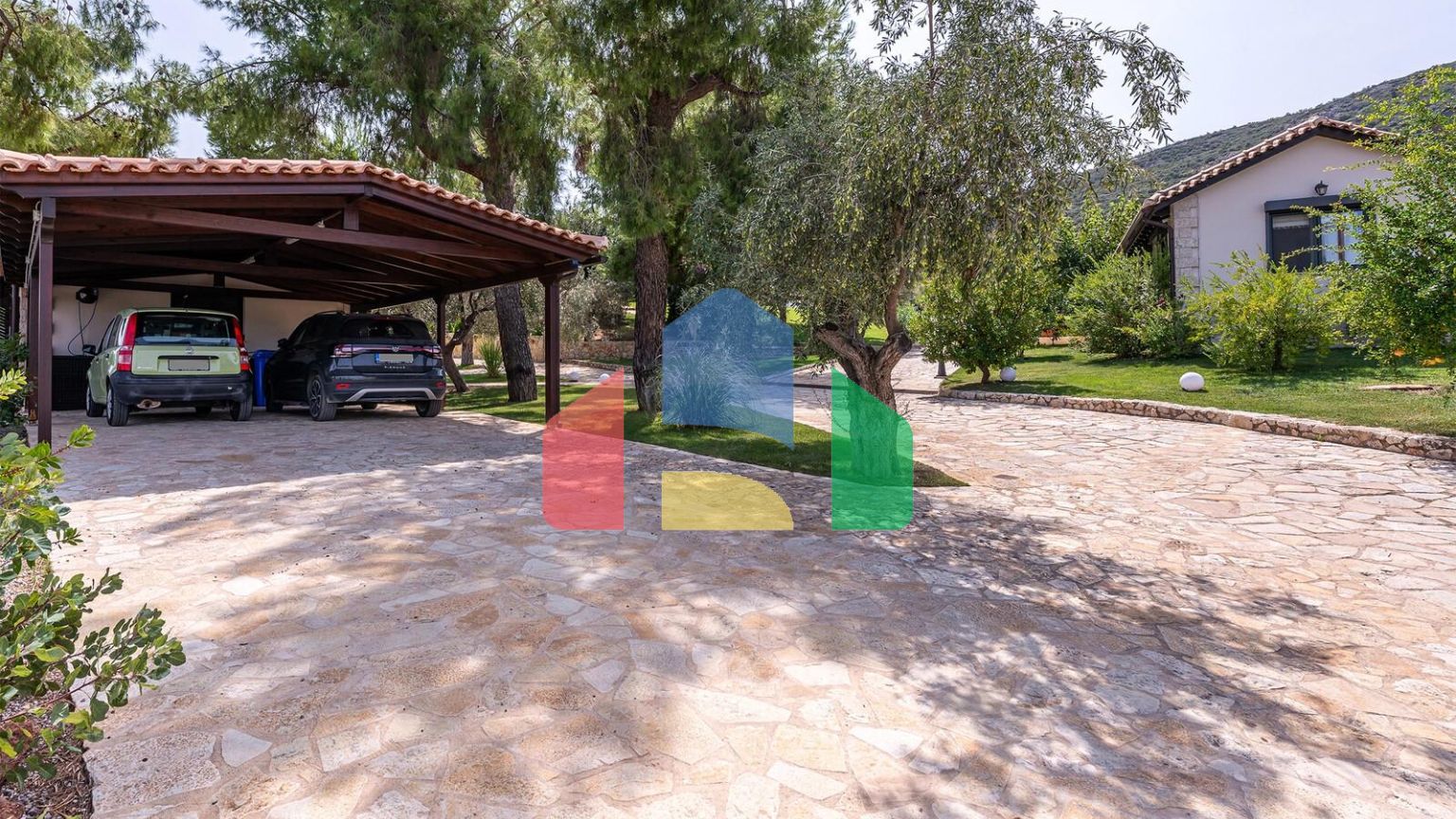 Продаж - Вілла 471 m² на Пелопоннесі