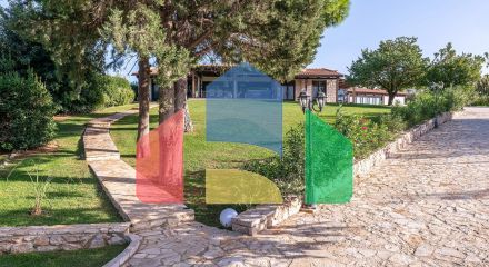 Продаж - Вілла 471 m² на Пелопоннесі