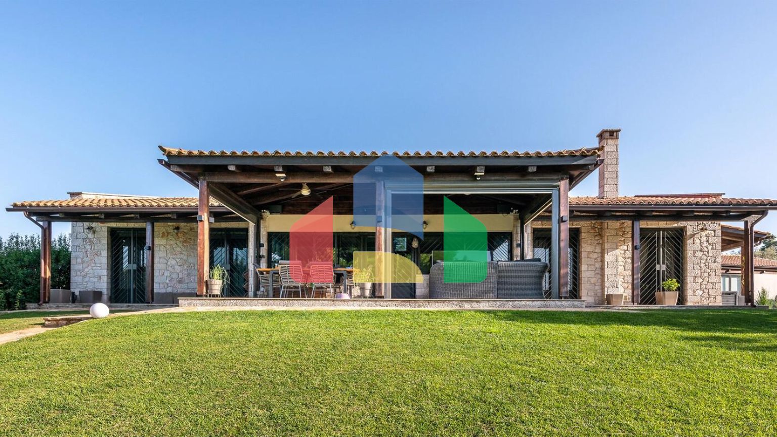 Продаж - Вілла 471 m² на Пелопоннесі