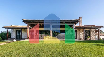 Продаж - Вілла 471 m² на Пелопоннесі