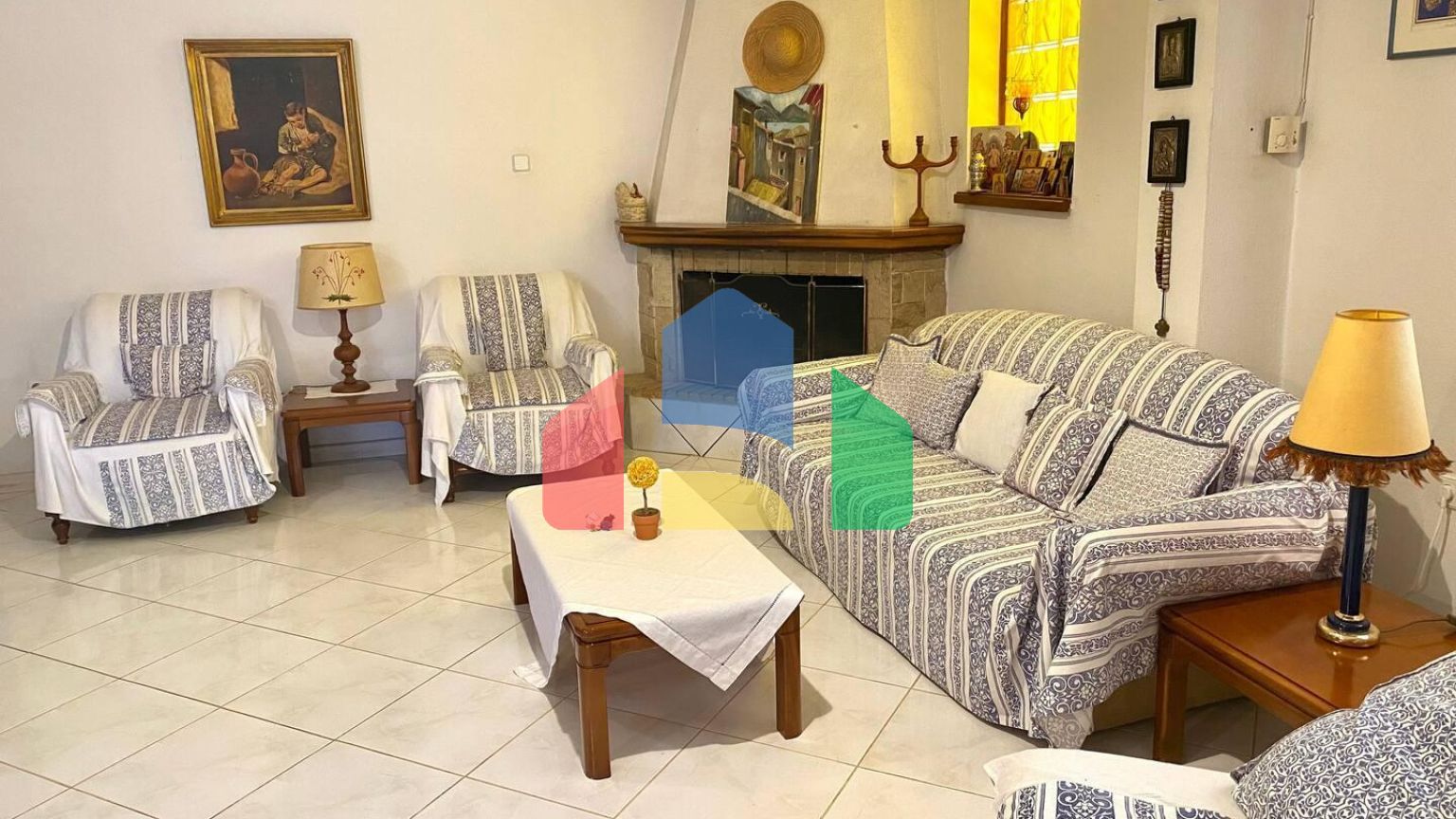 Продаж - Котедж 269 m² на Пелопоннесі