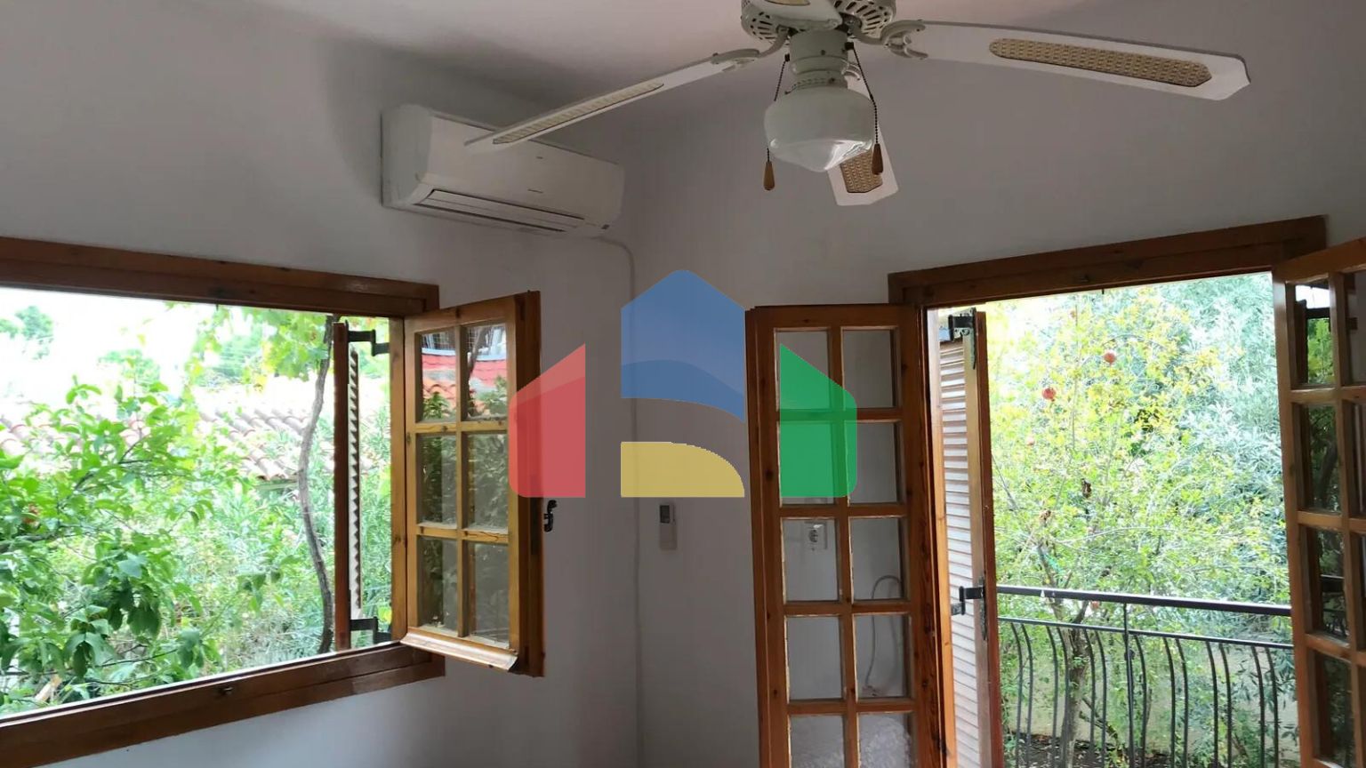 Продаж - Котедж 182 m² на Пелопоннесі