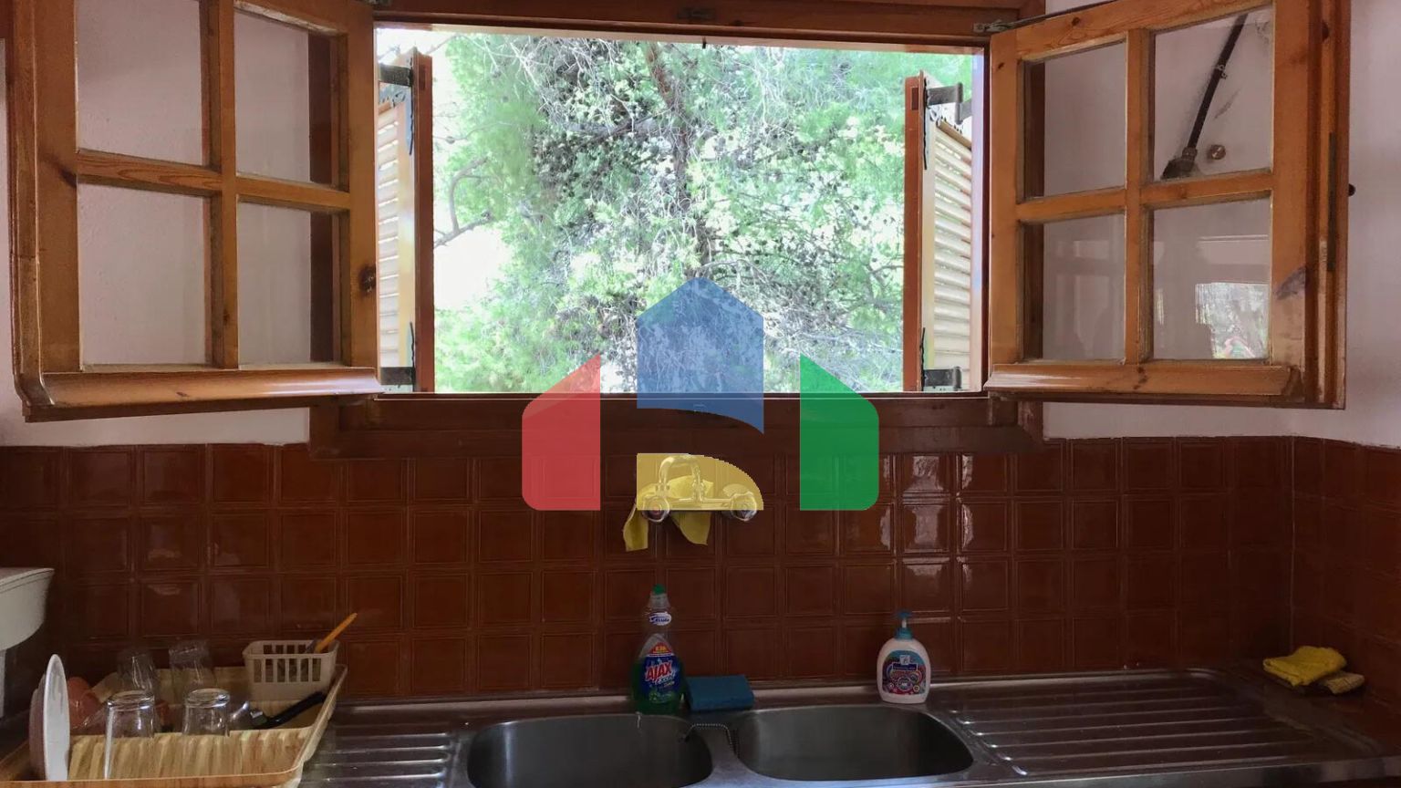 Продаж - Котедж 182 m² на Пелопоннесі