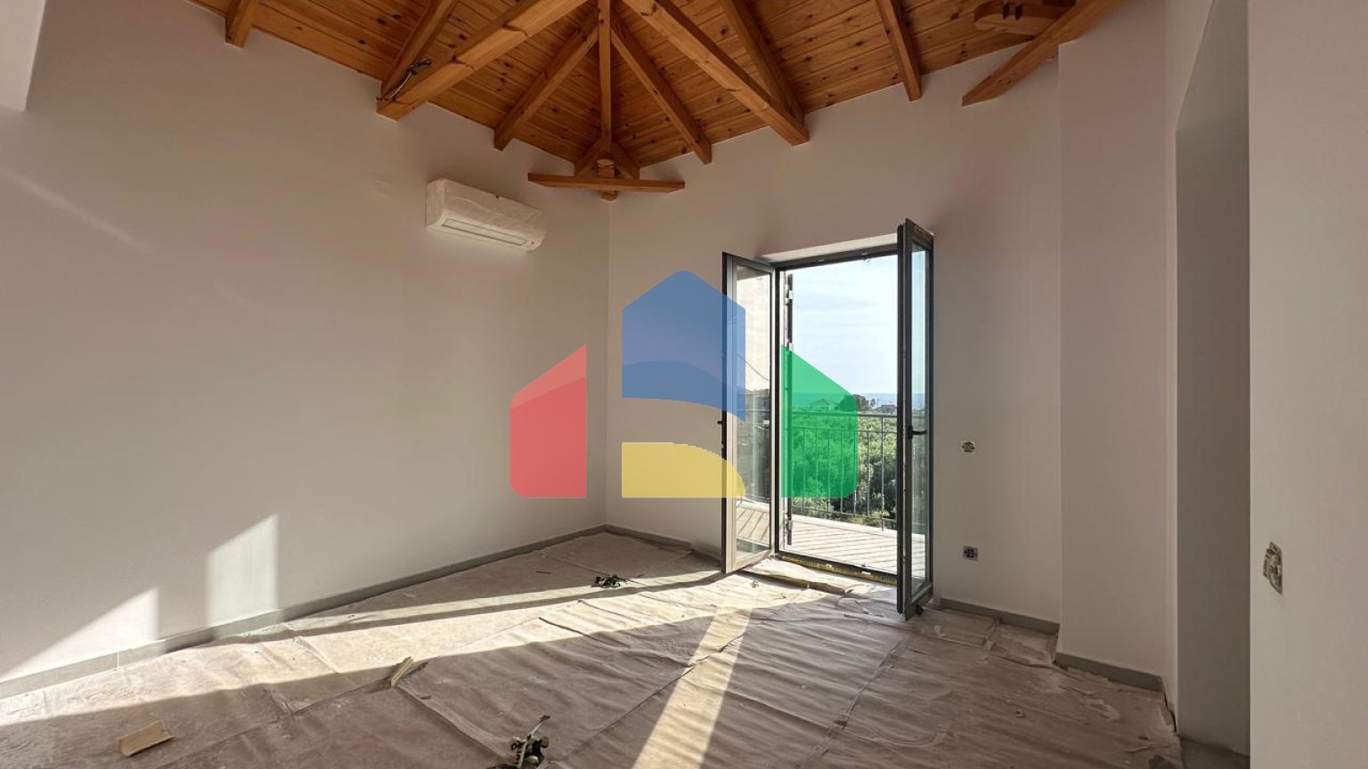 Продаж - Котедж 139 m² на Пелопоннесі