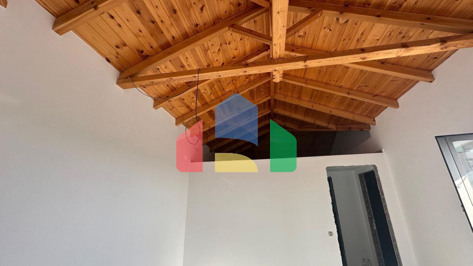 Продаж - Котедж 139 m² на Пелопоннесі