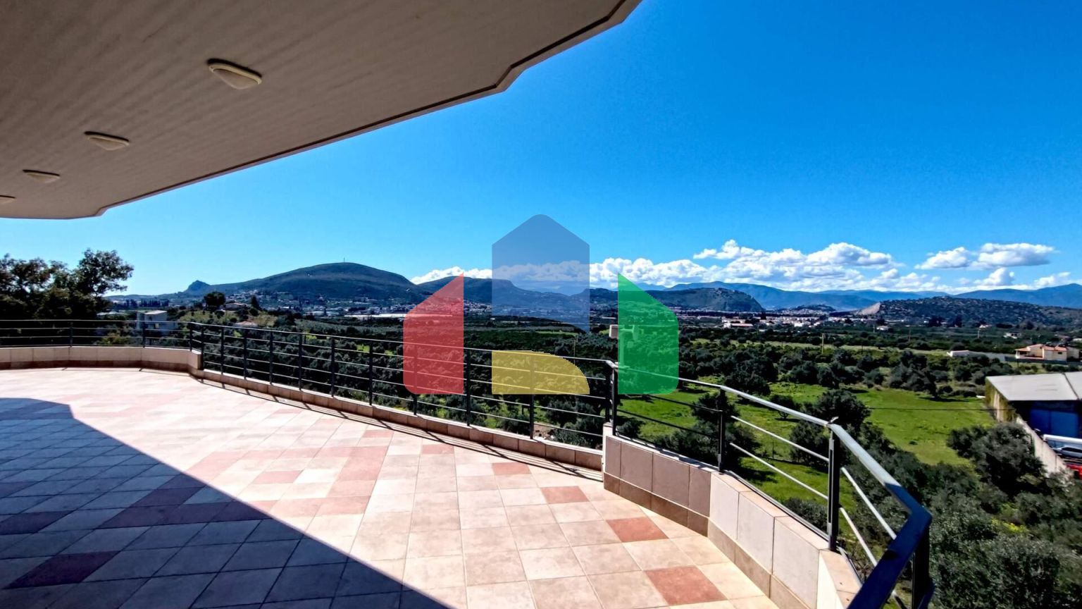 Продаж - Котедж 434 m² на Пелопоннесі