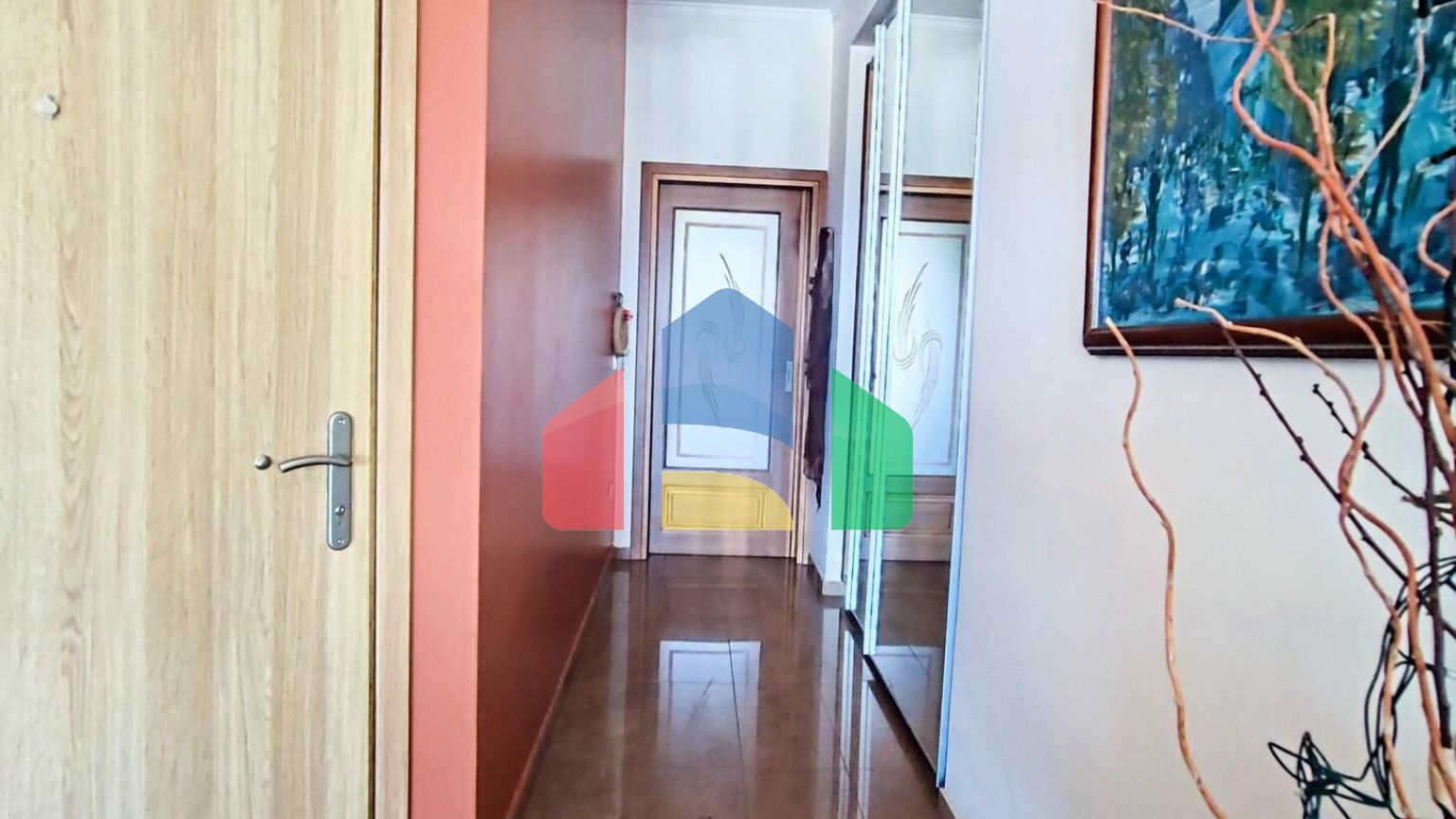 Продаж - Котедж 434 m² на Пелопоннесі