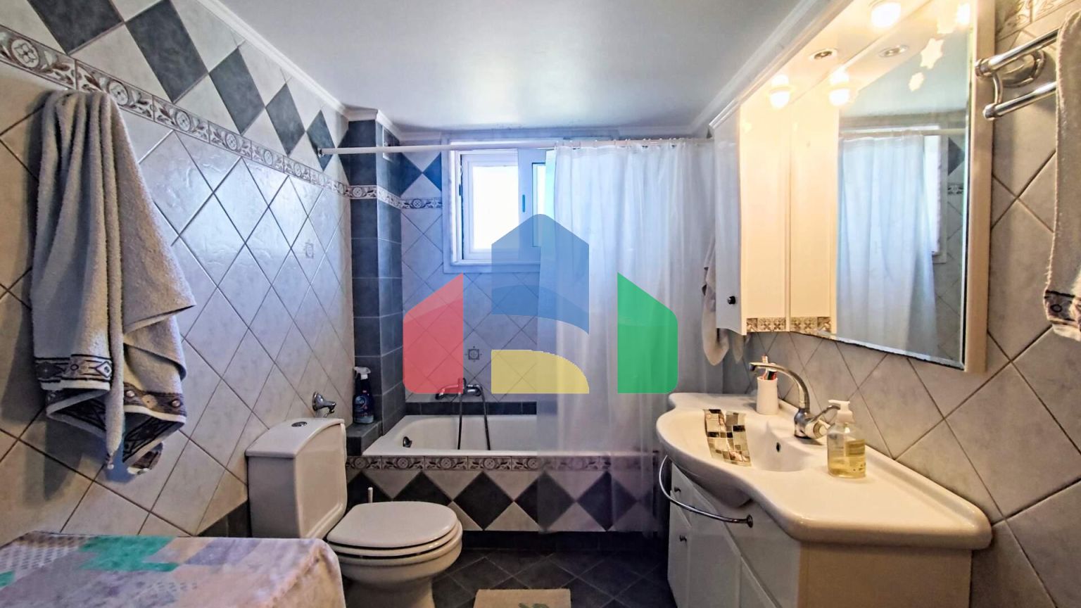 Продаж - Котедж 434 m² на Пелопоннесі