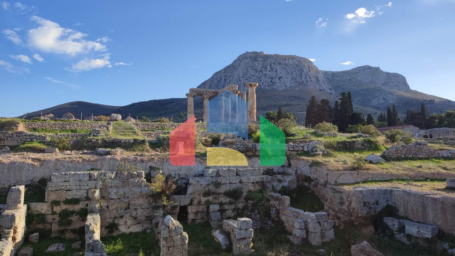 Продаж - Котедж 260 m² на Пелопоннесі