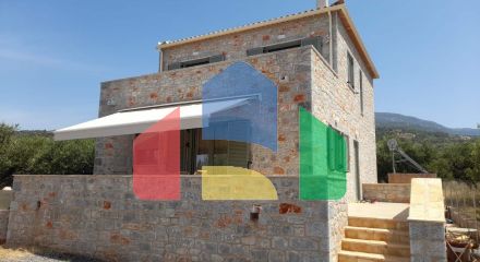 For Sale - Detached house 105 m² in Peloponnese