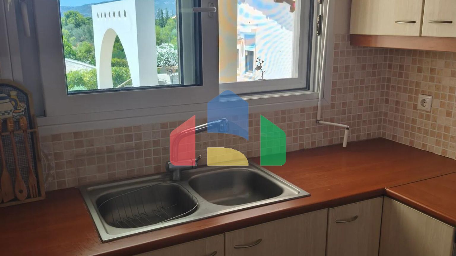 Продаж - Таунхаус 101 m² на Пелопоннесі