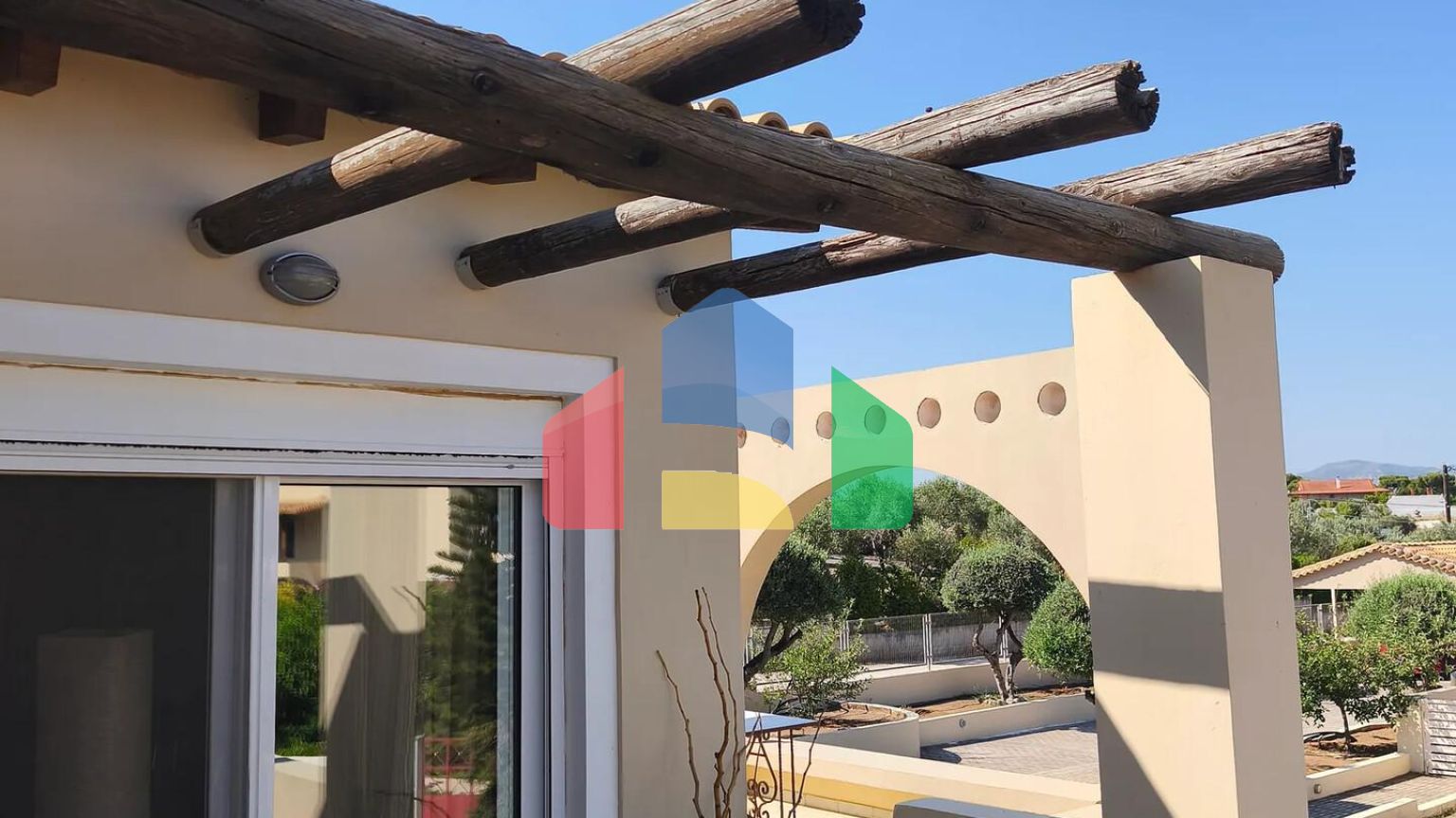 Продаж - Таунхаус 101 m² на Пелопоннесі