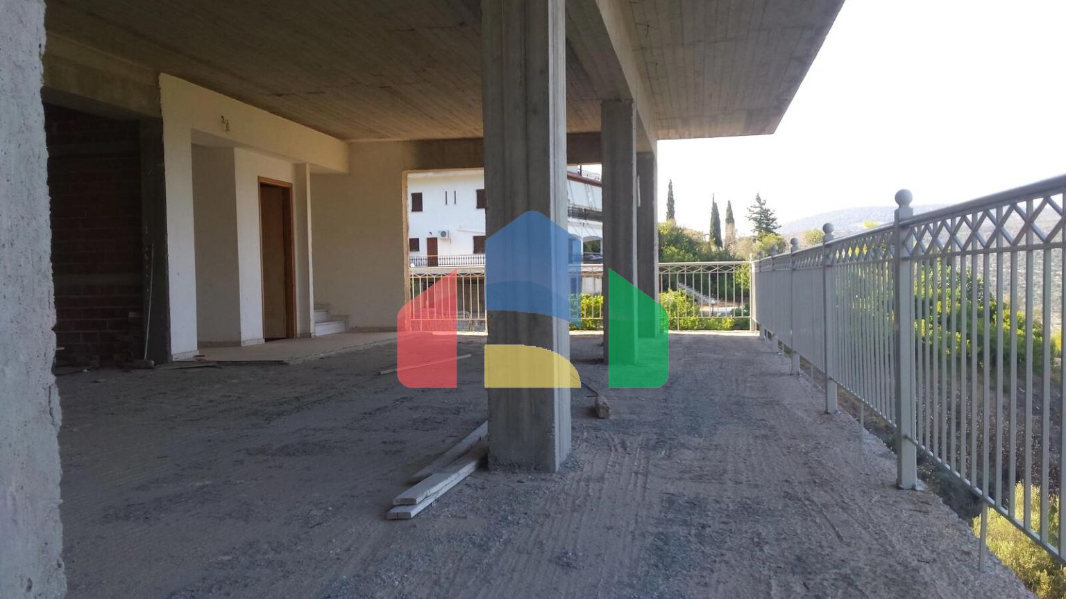 Продаж - Будівля 550 m² на Пелопоннесі