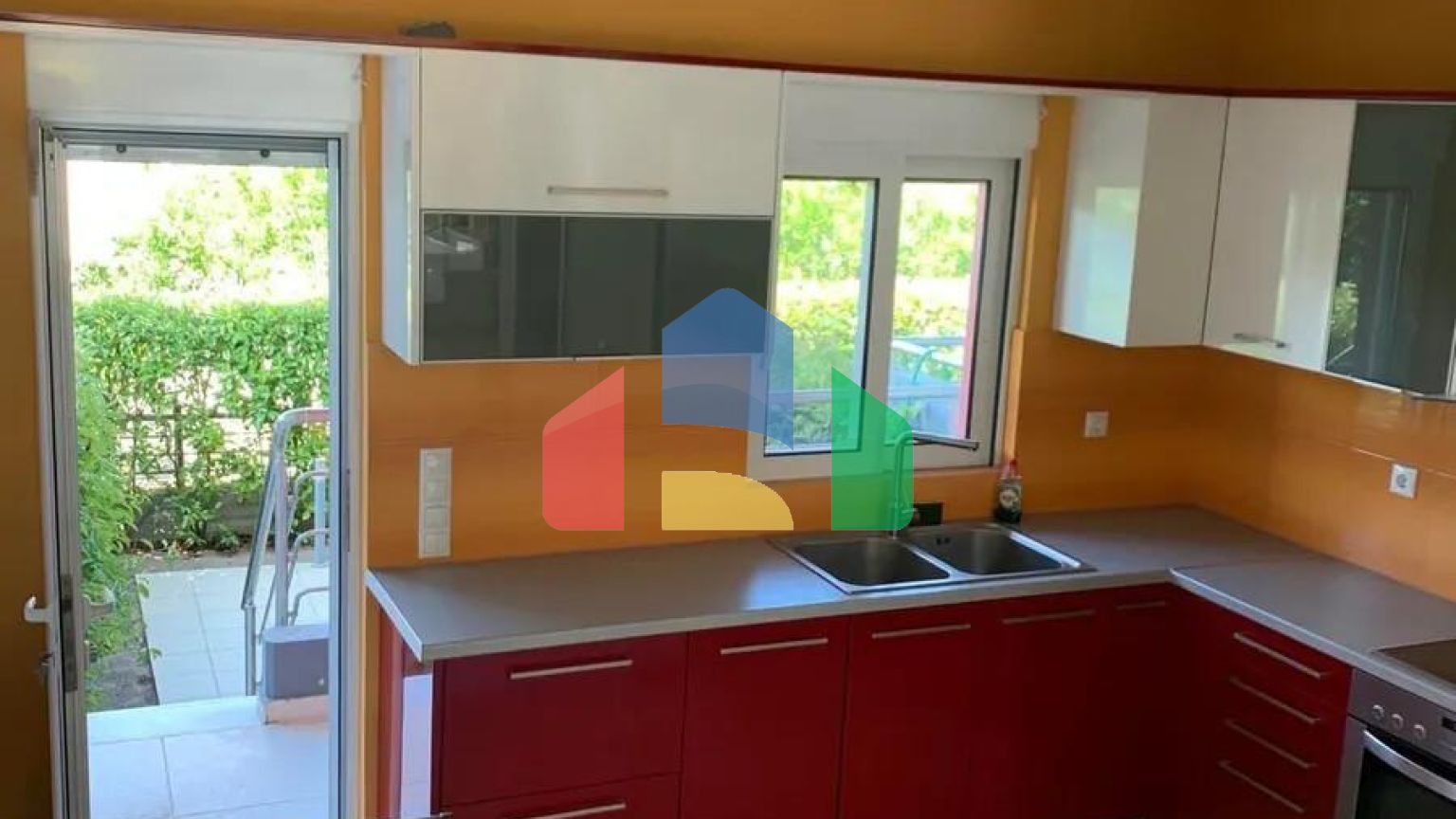 Продаж - Таунхаус 178 m² на Пелопоннесі