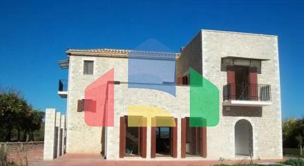 Продаж - Будівля 300 m² на Пелопоннесі