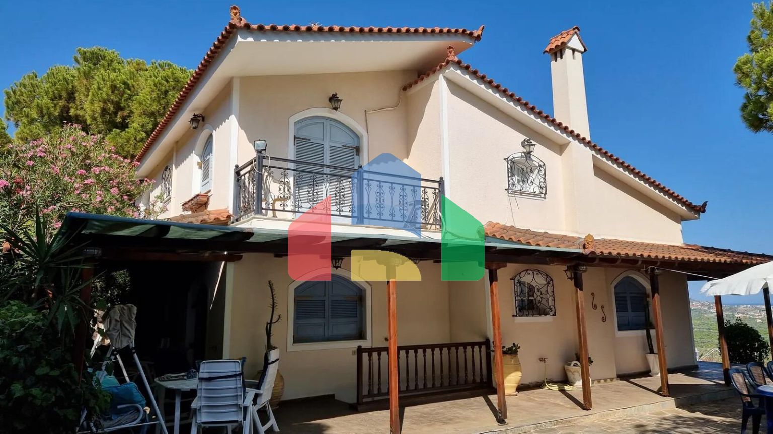 Продаж - Таунхаус 302 m² на Пелопоннесі