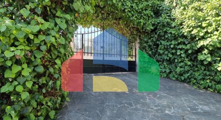 Продаж - Таунхаус 302 m² на Пелопоннесі